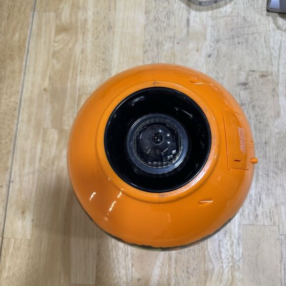 LEGOLAND California Hotel Pumpkin Candy Bucket 2018 Halloween Plastic FLAWED GUC - Picture 7 of 12